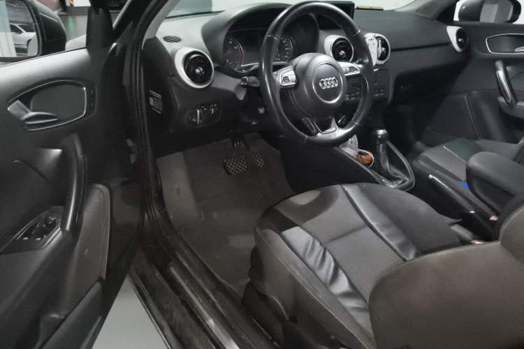 Used Audi A1 2012 1.4 TFSI Ego Interior 3