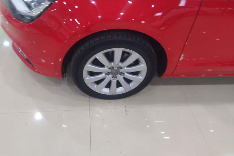 Used Audi A1 2012 1.4 TFSI Ego plus Left Front Wheel Hub