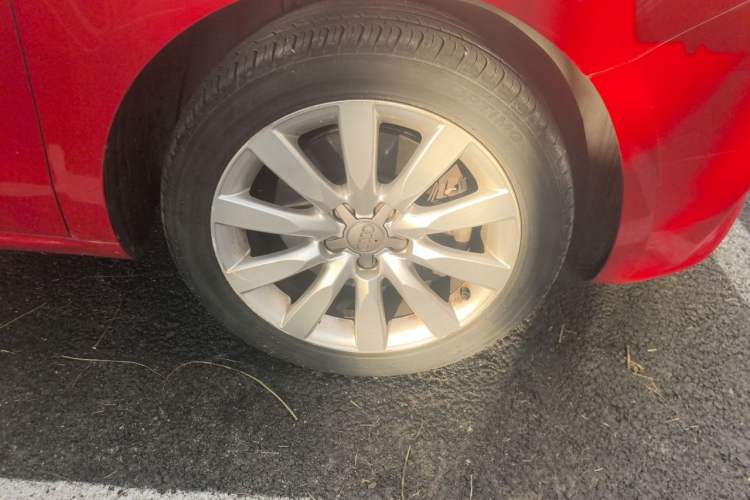 Used Audi A1 2012 1.4 TFSI Ego Right Front Wheel Hub