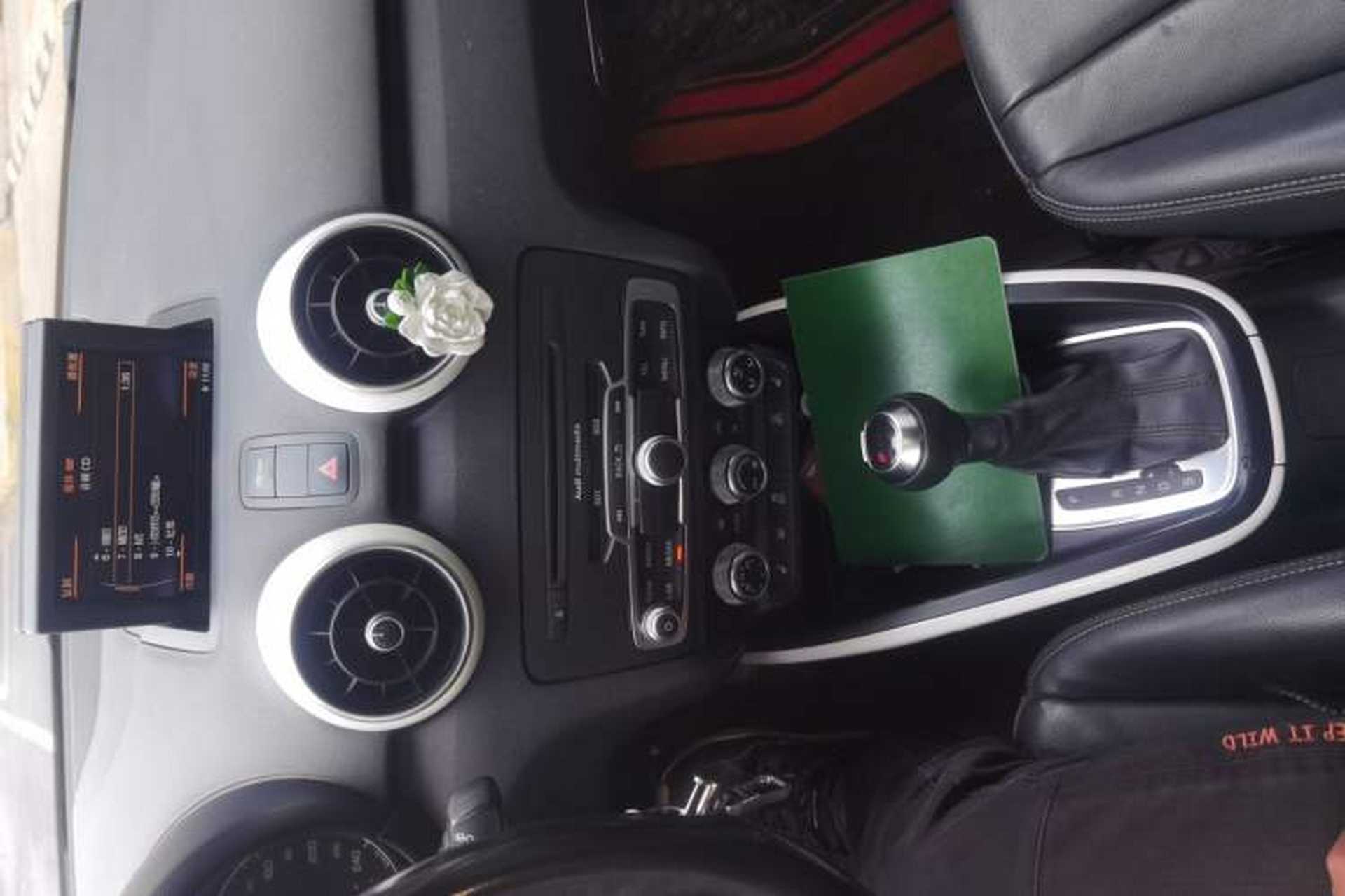 Used Audi A1 2012 1.4 TFSI Ego Audio And AC Panel