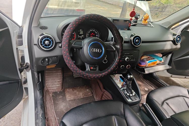 Used Audi A1 2012 1.4 TFSI Urban Center Console