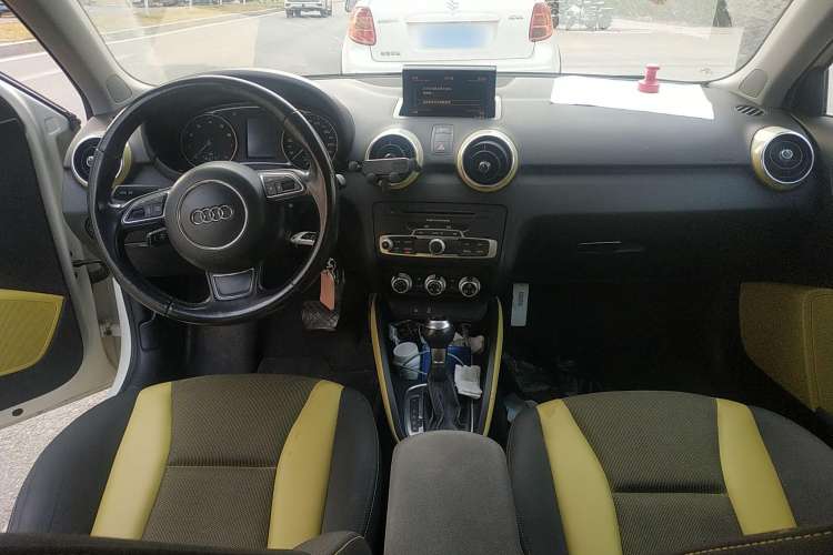 Used Audi A1 2012 1.4 TFSI Ego Center Console