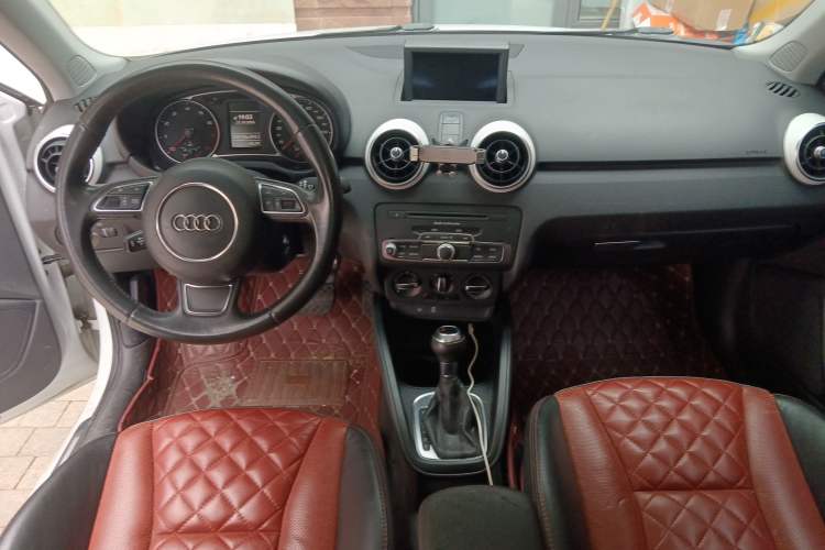 Used Audi A1 2012 1.4 TFSI Ego Center Console