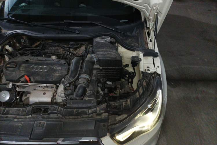 Used Audi A1 2012 1.4 TFSI Ego plus Engine Bay Left