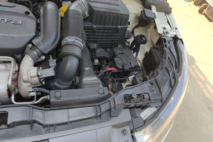 Used Audi A1 2012 1.4 TFSI Urban Engine Bay Left