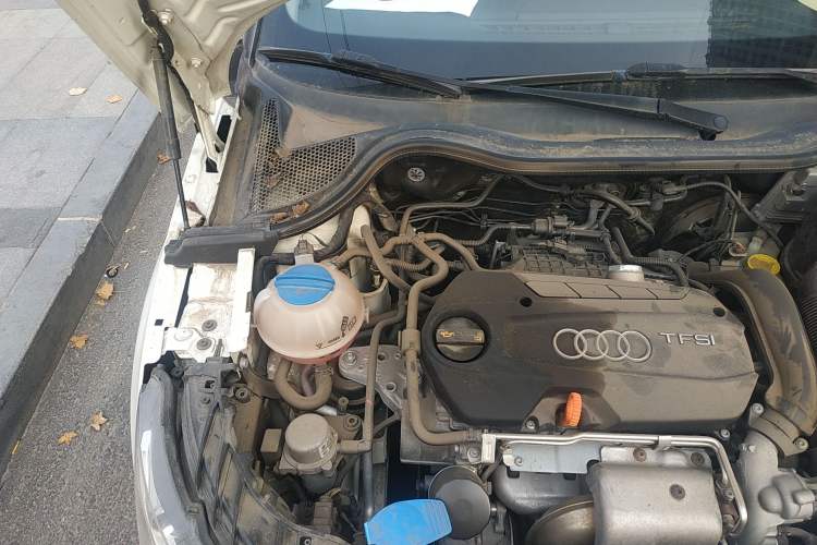 Used Audi A1 2012 1.4 TFSI Ego Engine Bay Right