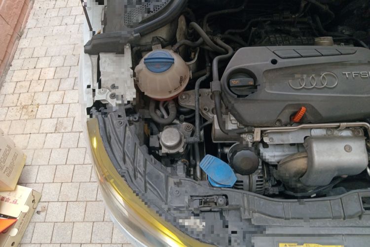 Used Audi A1 2012 1.4 TFSI Ego Engine Bay Right