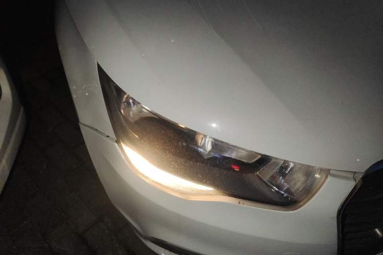 Used Audi A1 2012 1.4 TFSI Urban Right Front Headlight