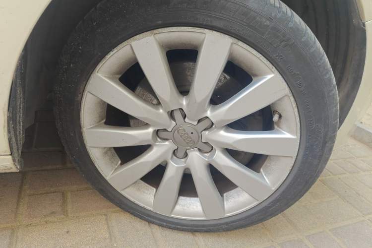 Used Audi A1 2012 1.4 TFSI Ego Right Front Wheel Hub