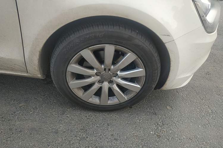 Used Audi A1 2012 1.4 TFSI Ego Right Front Wheel Hub