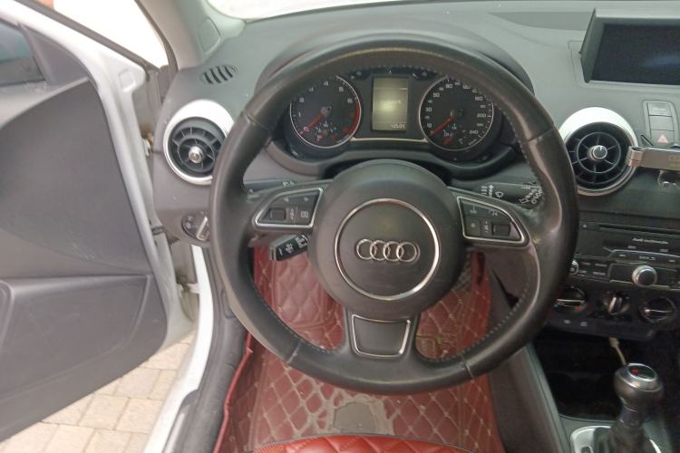 Used Audi A1 2012 1.4 TFSI Ego Steering Wheel