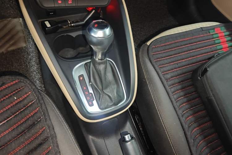 Used Audi A1 2013 30 TFSI Sportback Ego Gear Lever
