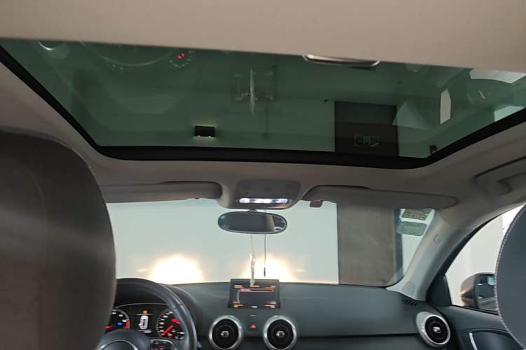 Used Audi A1 2013 30 TFSI Sportback Ego Headliner