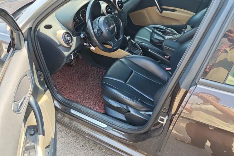 Used Audi A1 2013 30 TFSI Sportback Ego Driver Seat