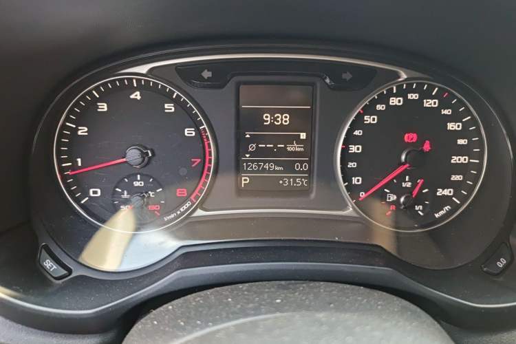 Used Audi A1 2013 30 TFSI Sportback Ego Odometer Close Up