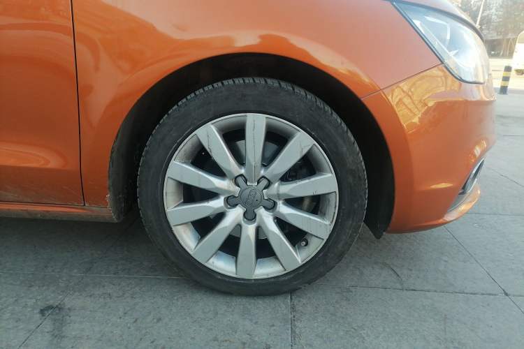 Used Audi A1 2013 30 TFSI Sportback Ego Right Front Wheel Hub