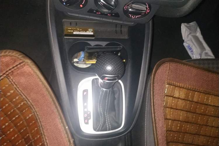 Used Audi A1 2013 30 TFSI Sportback Urban Gear Lever