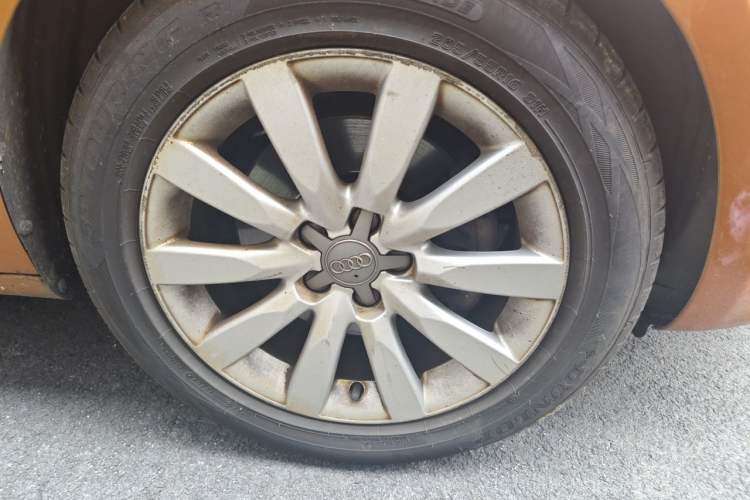 Used Audi A1 2013 30 TFSI Sportback Ego Right Front Wheel Hub