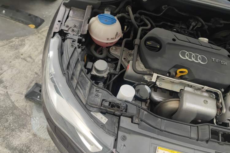 Used Audi A1 2013 30 TFSI Sportback Ego Engine Bay Right