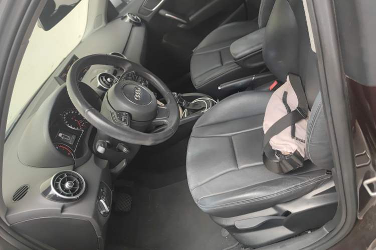 Used Audi A1 2013 30 TFSI Sportback Ego Left Front Seat