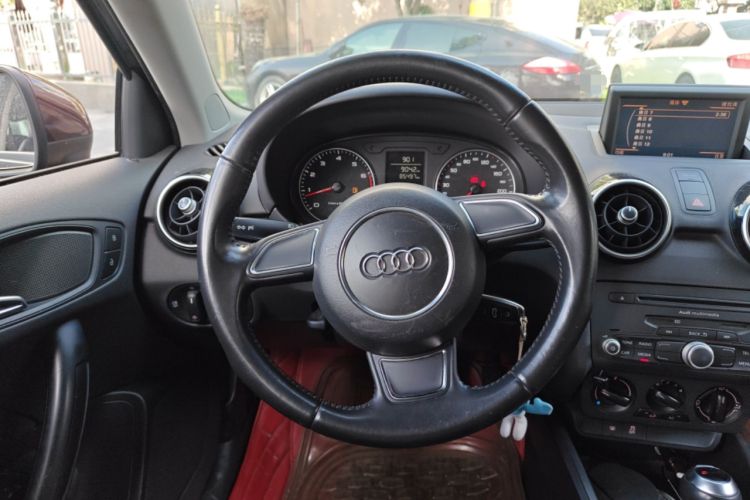 Used Audi A1 2013 30 TFSI Sportback Urban Steering Wheel