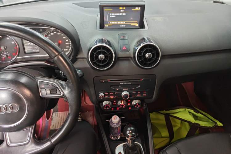 Used Audi A1 2013 30 TFSI Sportback Ego Audio And AC Panel