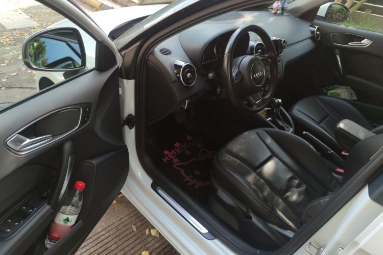 Used Audi A1 2013 30 TFSI Sportback Ego plus Driver Seat
