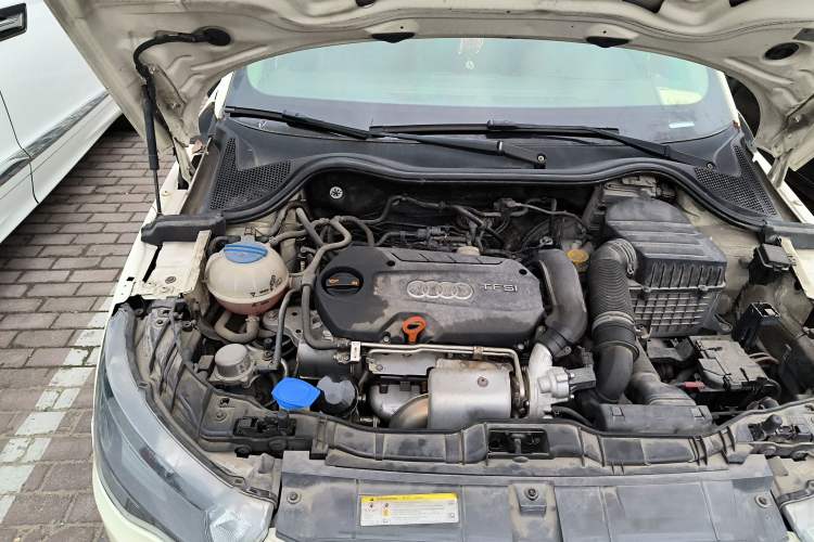 Used Audi A1 2013 30 TFSI Sportback Ego Engine Bay Right