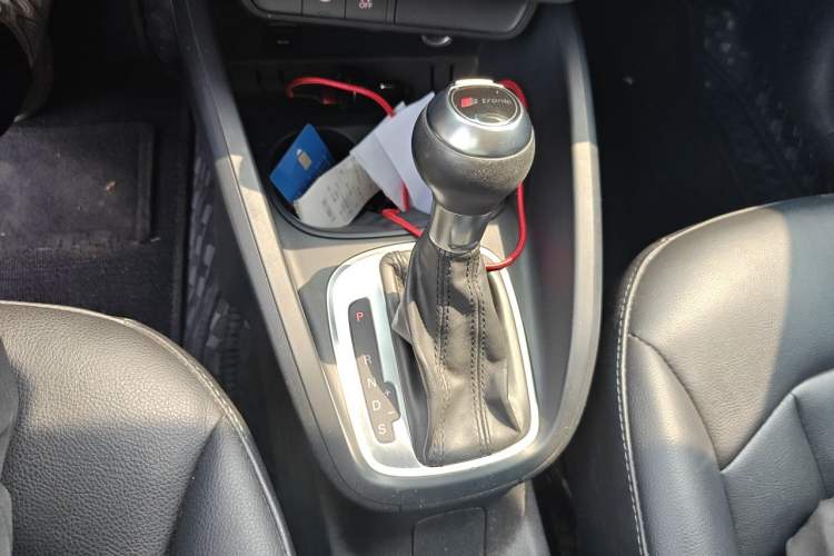 Used Audi A1 2013 30 TFSI Sportback Urban Gear Lever