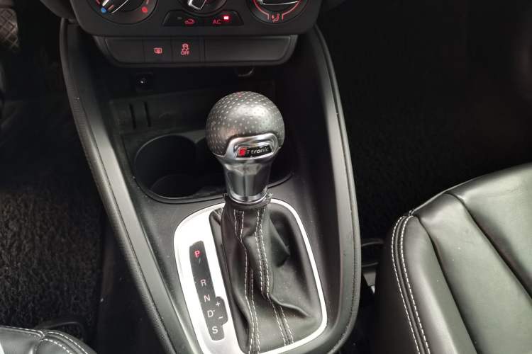 Used Audi A1 2013 30 TFSI Sportback Ego Gear Lever