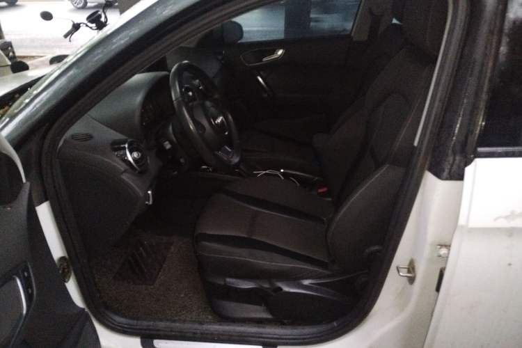 Used Audi A1 2013 30 TFSI Sportback Ego Left Front Seat