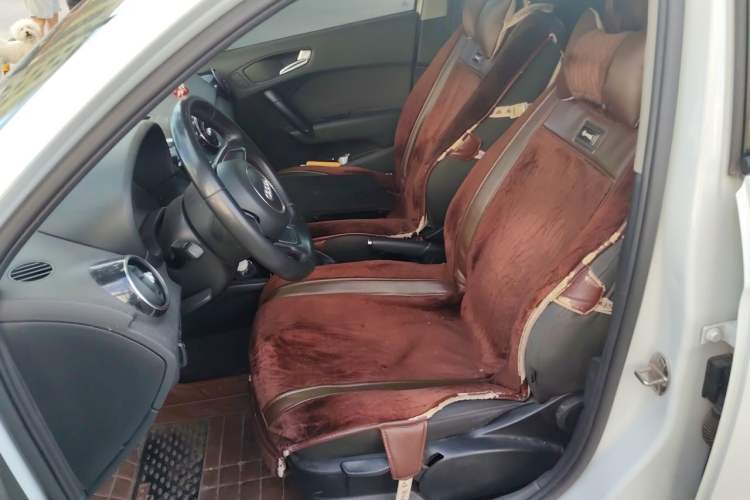 Used Audi A1 2013 30 TFSI Sportback Urban Left Front Seat