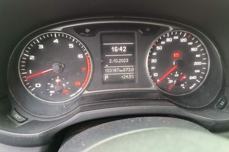 Used Audi A1 2013 30 TFSI Sportback Ego Odometer Close Up
