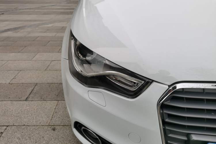 Used Audi A1 2013 30 TFSI Sportback Ego plus Right Front Headlight