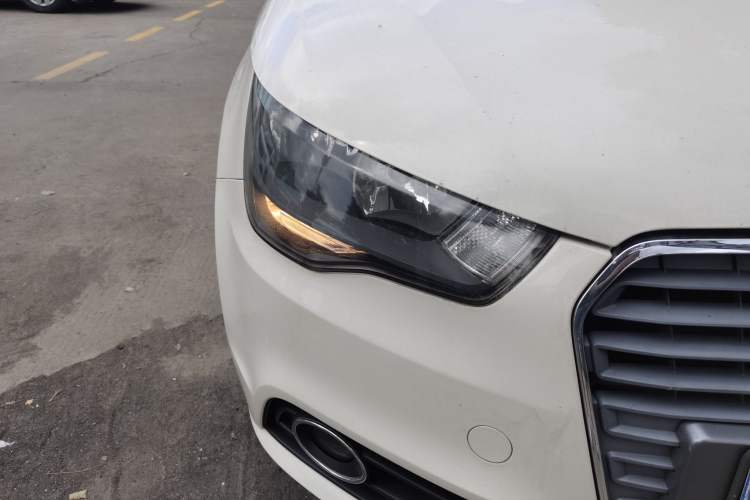 Used Audi A1 2013 30 TFSI Sportback Ego Right Front Headlight