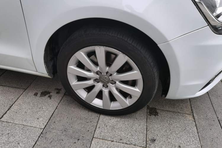Used Audi A1 2013 30 TFSI Sportback Ego plus Right Front Wheel Hub