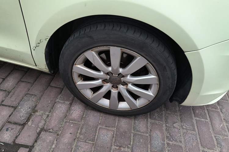 Used Audi A1 2013 30 TFSI Sportback Ego Right Front Wheel Hub
