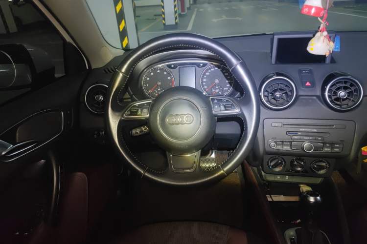Used Audi A1 2013 30 TFSI Sportback Ego Steering Wheel