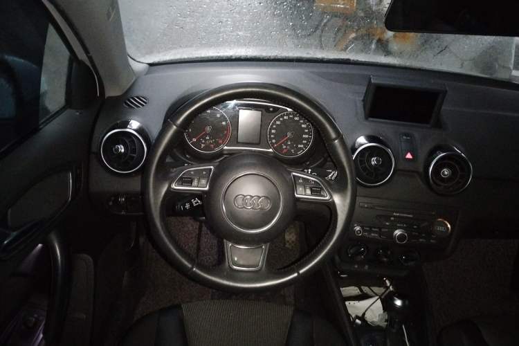 Used Audi A1 2013 30 TFSI Sportback Ego Steering Wheel