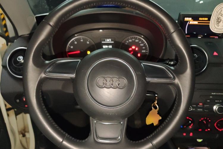 Used Audi A1 2013 30 TFSI Sportback Urban Steering Wheel