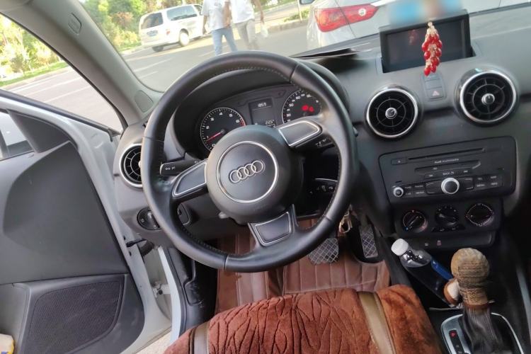 Used Audi A1 2013 30 TFSI Sportback Urban Steering Wheel