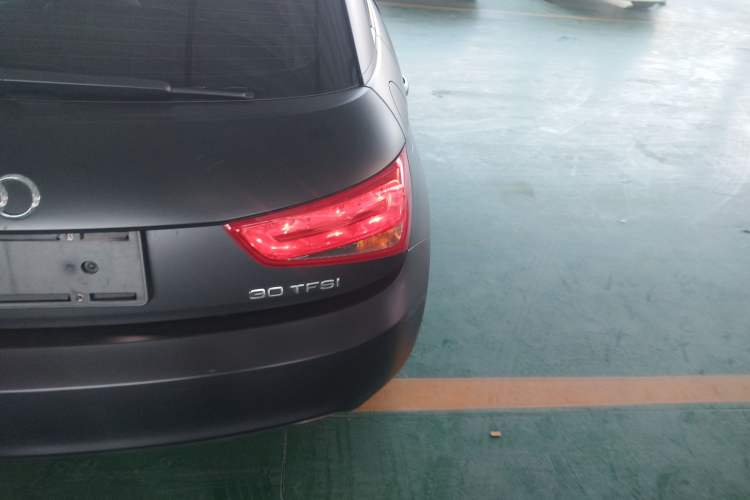 Used Audi A1 2014 30 TFSI Sportback Fashion Model Exterior 6