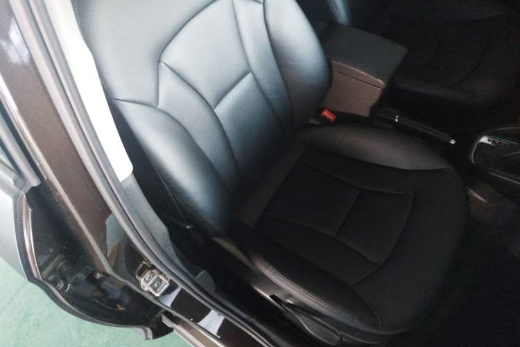 Used Audi A1 2014 30 TFSI Sportback Fashion Model Right Front Seat