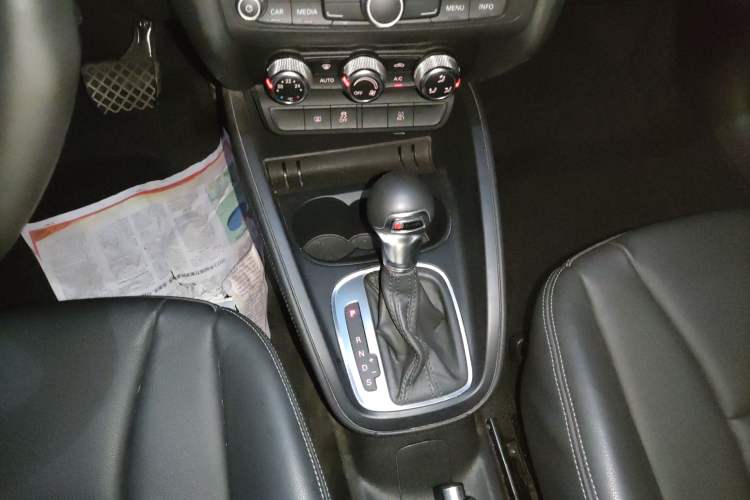 Used Audi A1 2014 30 TFSI Sportback Comfort Model Gear Lever