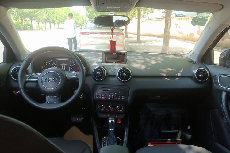 Used Audi A1 2014 30 TFSI Sportback Technology Model Interior 2