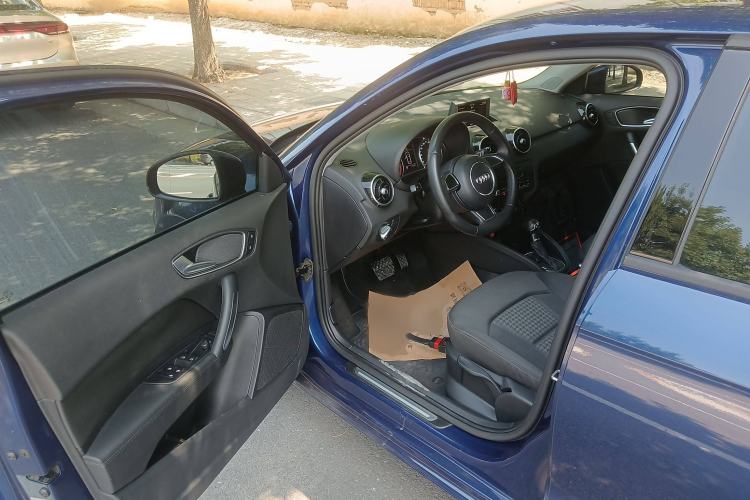 Used Audi A1 2014 30 TFSI Sportback Technology Model Interior 3