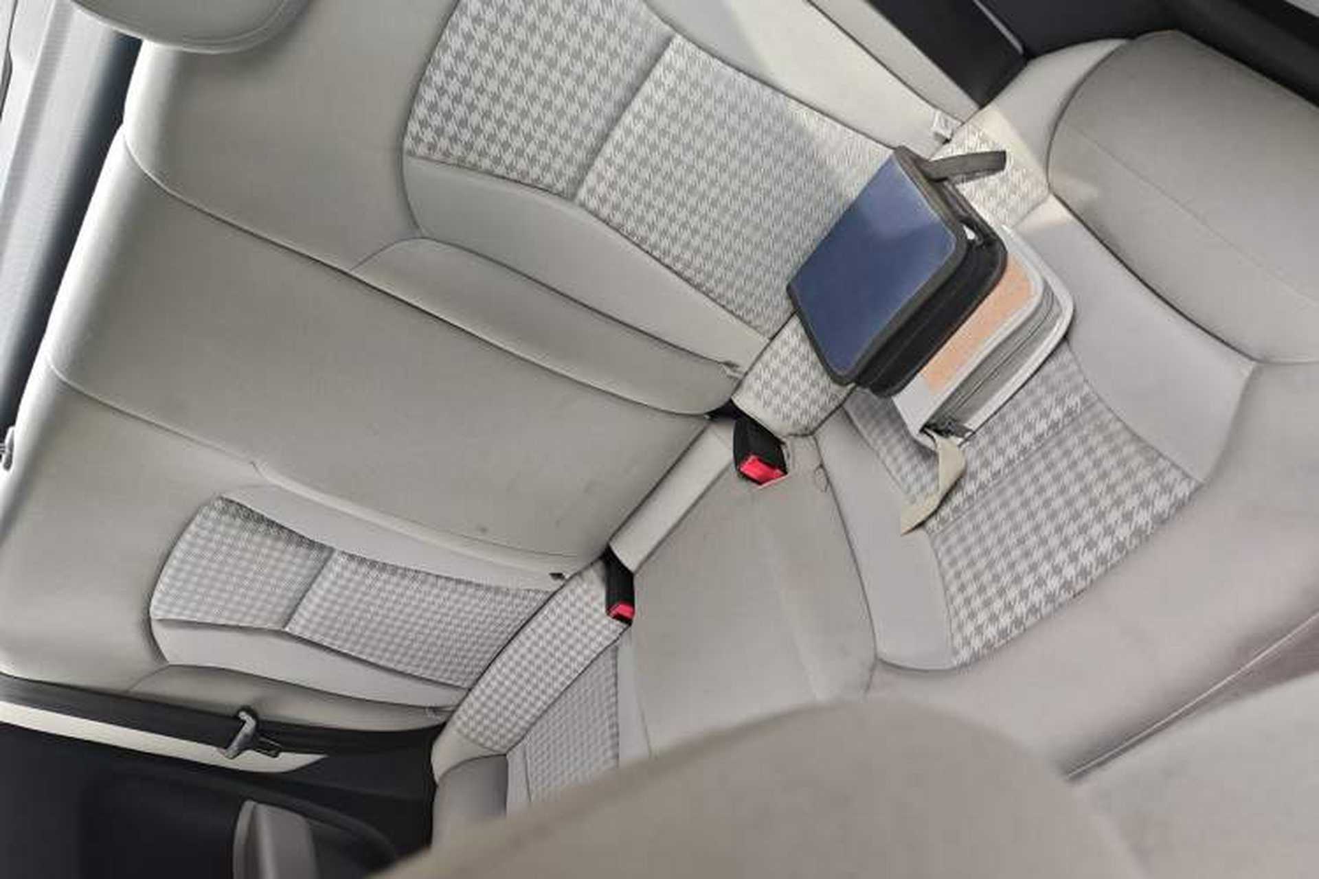 Used Audi A1 2014 30 TFSI Fashion Model Interior 4