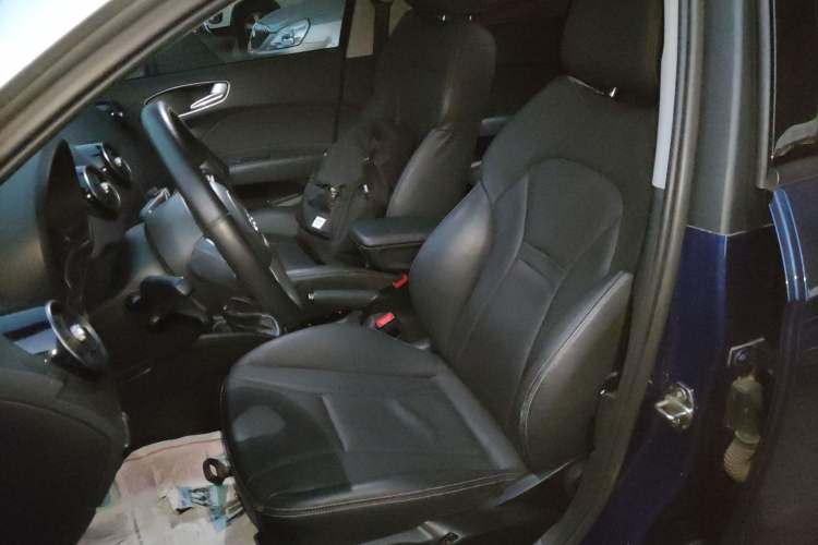 Used Audi A1 2014 30 TFSI Sportback Comfort Model Left Front Seat