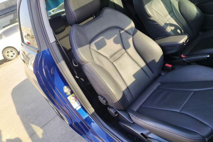Used Audi A1 2014 30 TFSI Comfort Model Right Front Seat