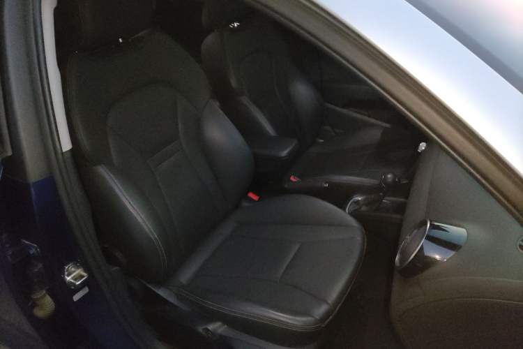 Used Audi A1 2014 30 TFSI Sportback Comfort Model Right Front Seat